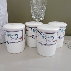 Mikasa Annette salt and pepper shakers 2 sets